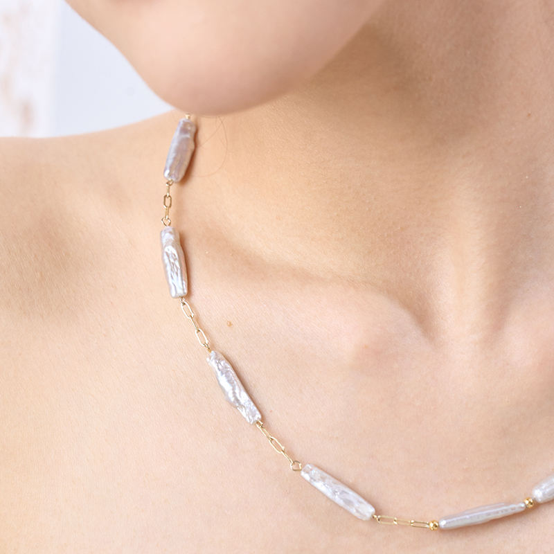 Silver Broken Pendant Necklace